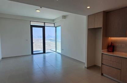 Apartment - 1 - 1 for sale in Golf Heights - The Views - Dubai