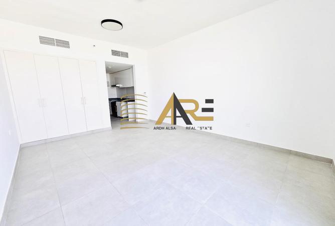 135615745 - Property Main Image