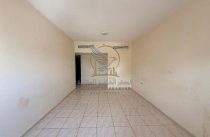 Apartment - 2 Bedrooms - 2 Bathrooms for rent in Al Mujarrah - Al Sharq - Sharjah
