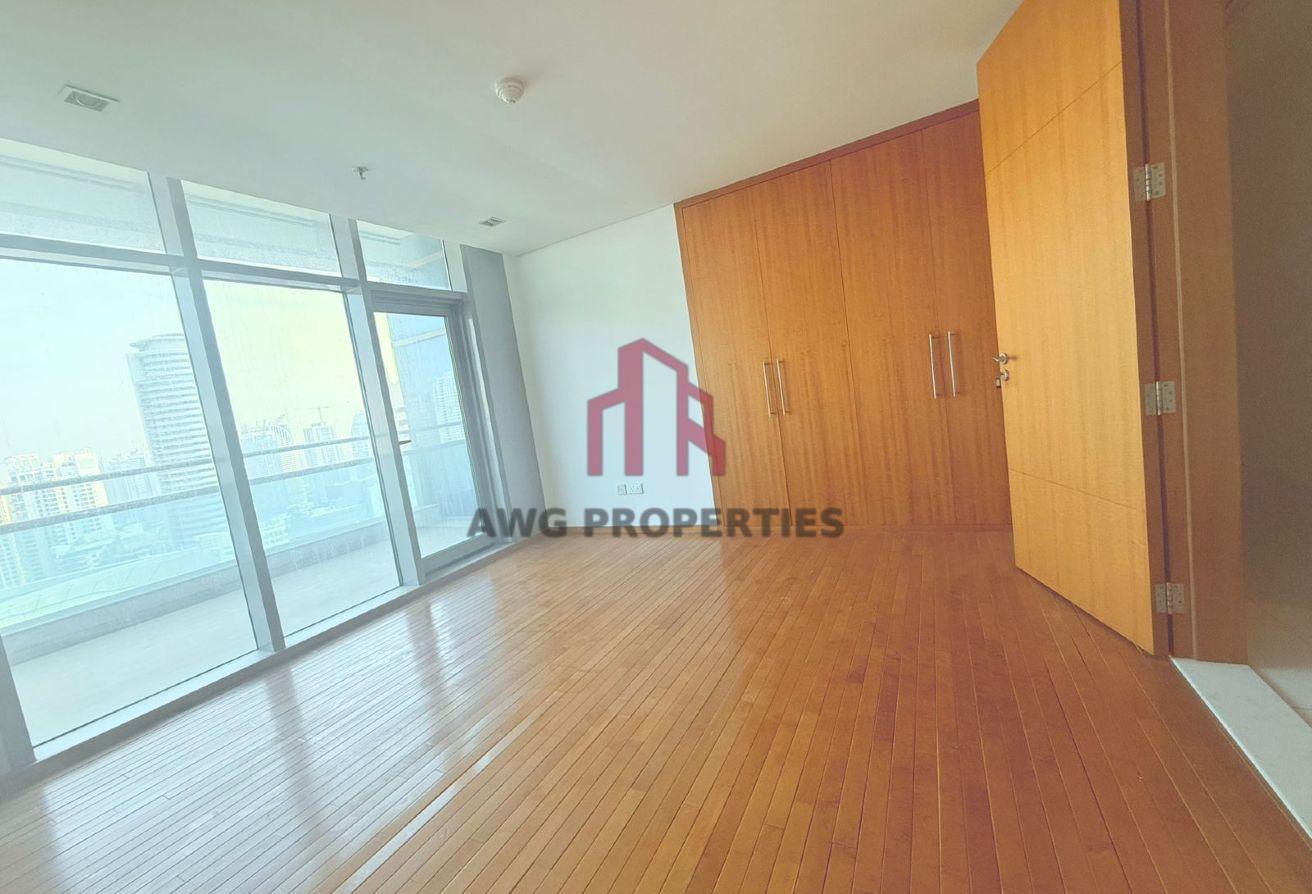 Chiller Free | Panoramic Marina Views | Spacious photo 7
