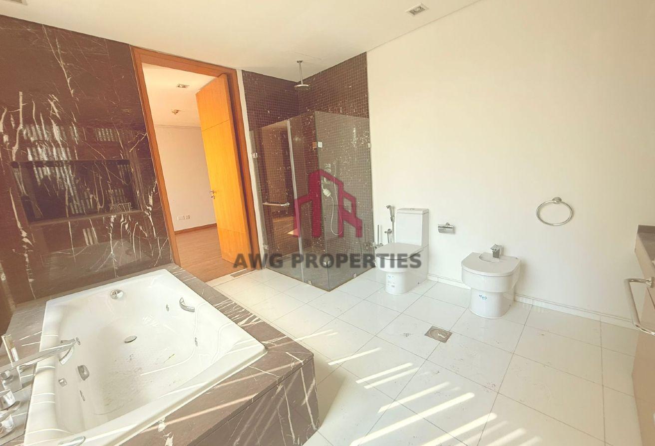 Chiller Free | Panoramic Marina Views | Spacious photo 13