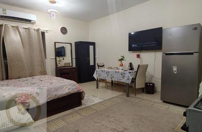 Apartment - Studio - 1 Bathroom for rent in Al Qulaya'ah - Al Sharq - Sharjah
