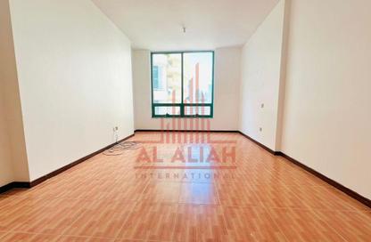 Apartment - 4 - 5 for rent in Corniche Road - Abu Dhabi