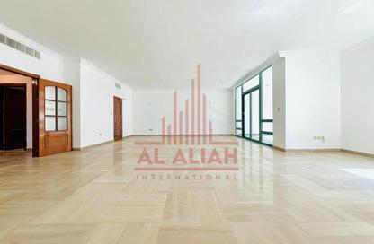 Apartment - 4 - 5 for rent in Corniche Road - Abu Dhabi