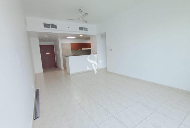 74252260 - Property Image 3