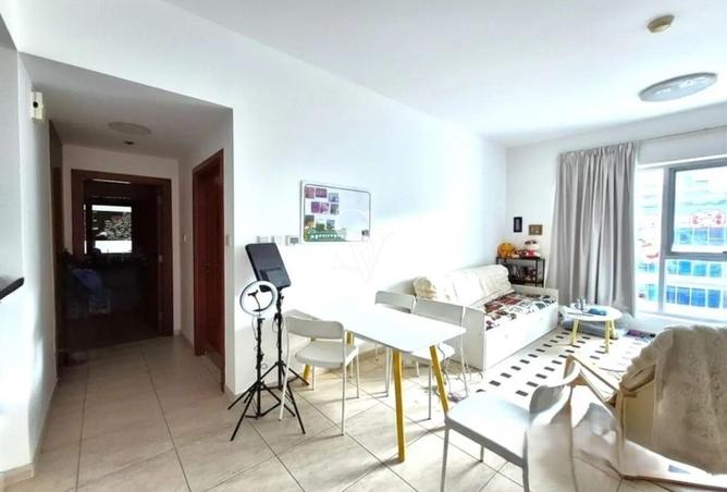 74252260 - Property Image 2