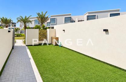 Townhouse - 1 - 2 for rent in Rukan 3 - Rukan - Dubai