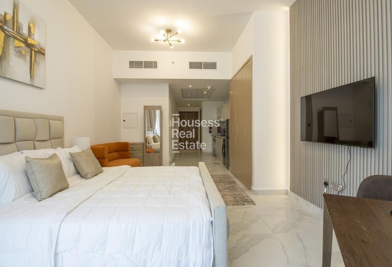 Stylish Studio | Prime Location | Fully Furnished photo 6