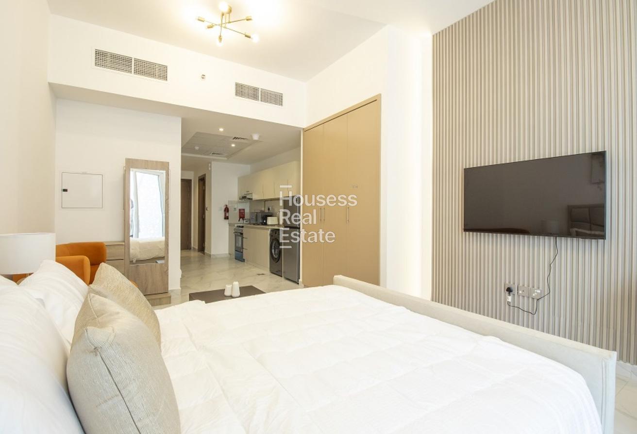 Stylish Studio | Prime Location | Fully Furnished photo 8