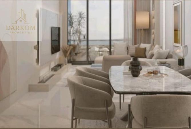 72720111 - Property Image 2