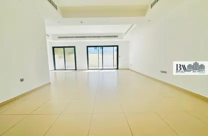 فيلا - 4 غرف نوم - 4 حمامات للايجار في البرشاء 1 - البرشاء - دبي