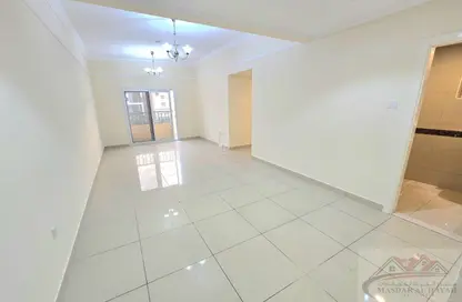 Apartment - 3 Bedrooms - 3 Bathrooms for rent in Muweileh Community - Muwaileh Commercial - Sharjah