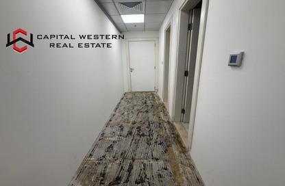 Office Space - Studio - 1 Bathroom for rent in Fairmont Hotel - Sheikh Zayed Road - Dubai