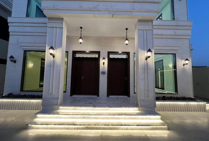 93138984 - Property Image 2