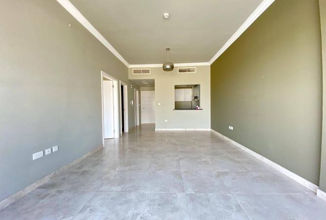 102410608 - Property Image 2