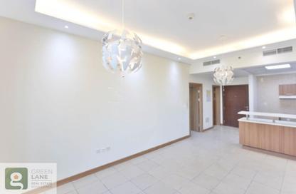 Apartment - 1 Bedroom - 2 Bathrooms for rent in Sulafa Tower - Dubai Marina - Dubai
