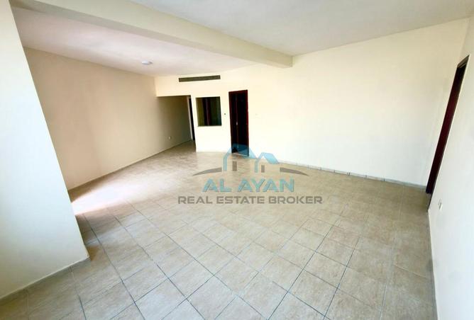 105989988 - Property Image 3