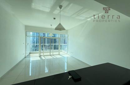 Apartment - 1 - 2 for rent in Continental Tower - Dubai Marina - Dubai