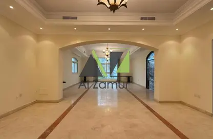 Villa - 5 Bedrooms - 5 Bathrooms for rent in Al Barsha 2 - Al Barsha - Dubai Villa - 5 Bedrooms - 5 Bathrooms for rent in Al Barsha 2 - Al Barsha - Dubai