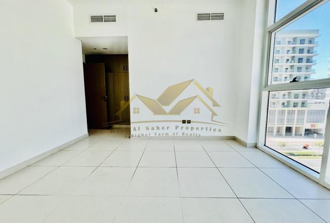 57800873 - Property Image 3