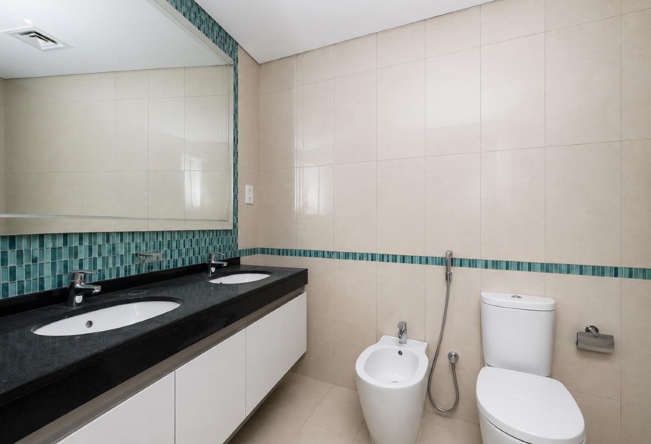 3 BR | High Floor | Marina Views | Luxury Living photo 10