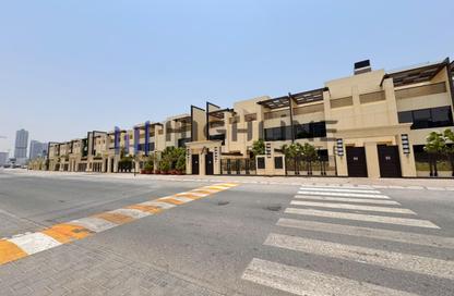 Villa - 3 Bedrooms - 5 Bathrooms for rent in Arenco Villas - District 14 - Jumeirah Village Circle - Dubai