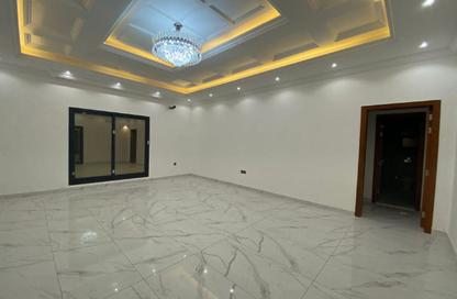 Villa - 5 Bedrooms - 7 Bathrooms for sale in Al Mowaihat - Ajman