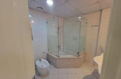 Apartment - 1 Bedroom - 2 Bathrooms for rent in Al Majaz 3 - Al Majaz - Sharjah Apartment - 1 Bedroom - 2 Bathrooms for rent in Al Majaz 3 - Al Majaz - Sharjah