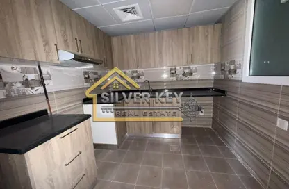 Apartment - 2 Bedrooms - 3 Bathrooms for rent in Al Majaz 1 - Al Majaz - Sharjah