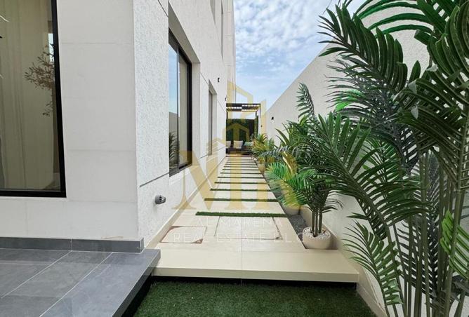 72329155 - صورة العقار 2