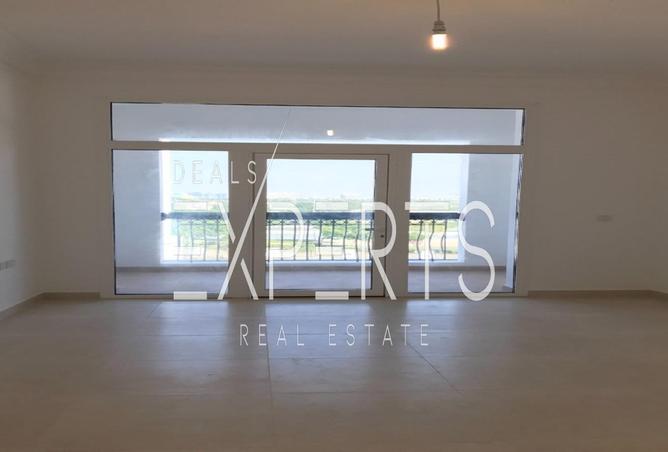 127914037 - Property Image 2