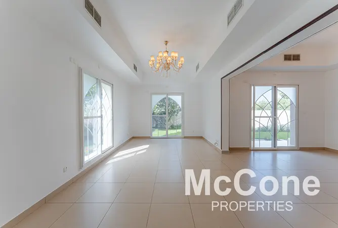 146012303 - Property Image 3