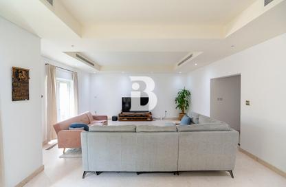 Townhouse - 3 Bedrooms - 4 Bathrooms for rent in Quortaj - North Village - Al Furjan - Dubai