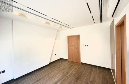Villa - 4 - 5 for rent in Al Zaheya Gardens - Al Zahya - Ajman