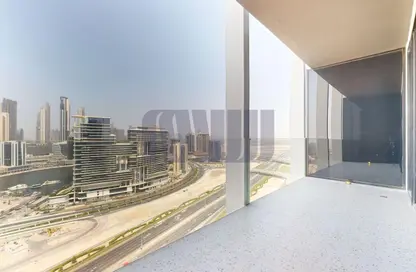 شقة - 1 حمام للايجار في رأسًا على عقب - الخليج التجاري - دبي