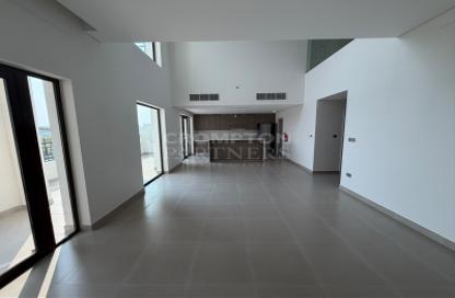 Duplex - 2 - 3 for rent in Yas Golf Collection - Yas Island - Abu Dhabi