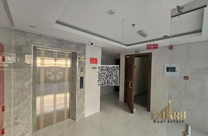 عمارة بالكامل - استوديو - 8 حمامات للبيع في عجمان جلوبال سيتي - العالية - عجمان