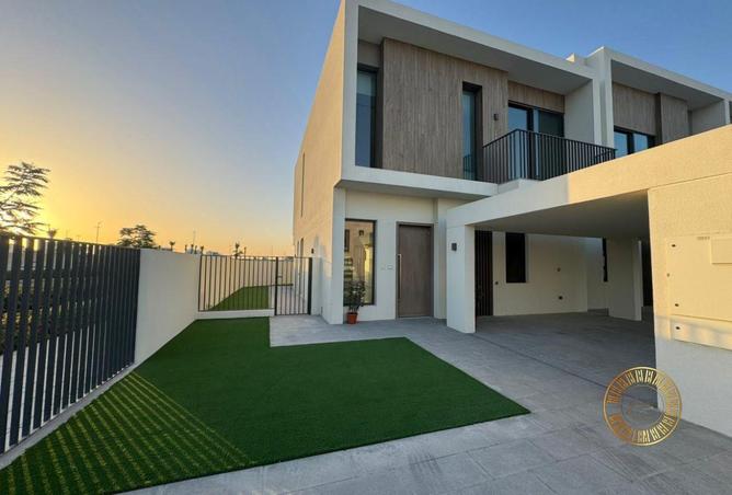 105122199 - Property Image 3