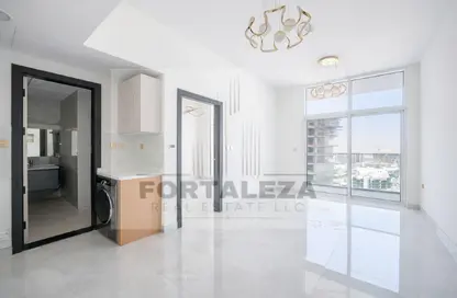 شقة - غرفة نوم - 1 حمام للبيع في سكايز من دانوب - ارجان - دبي