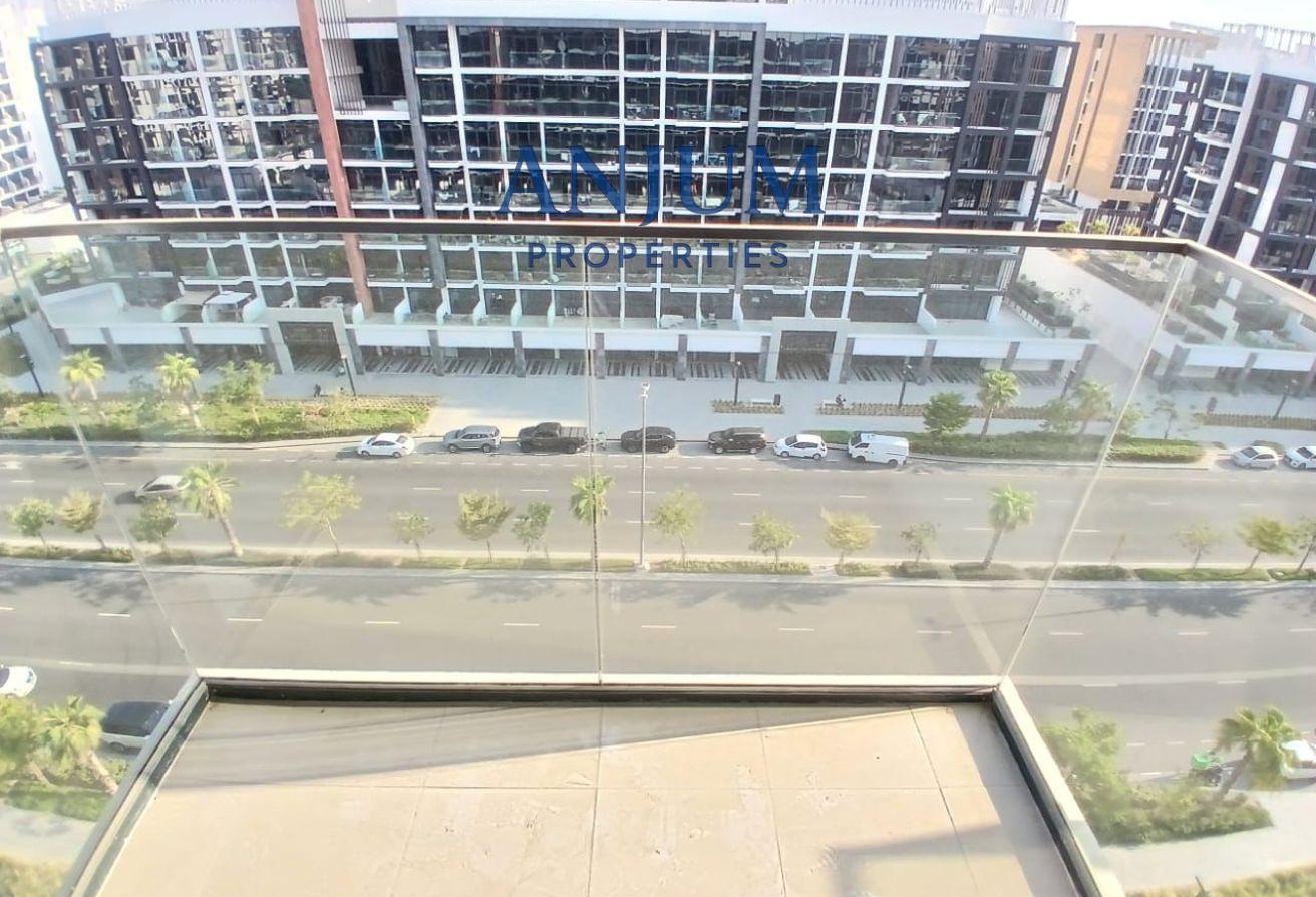 POOL VIEW | HIGH FLOOR | NEGOTIABLE photo 5