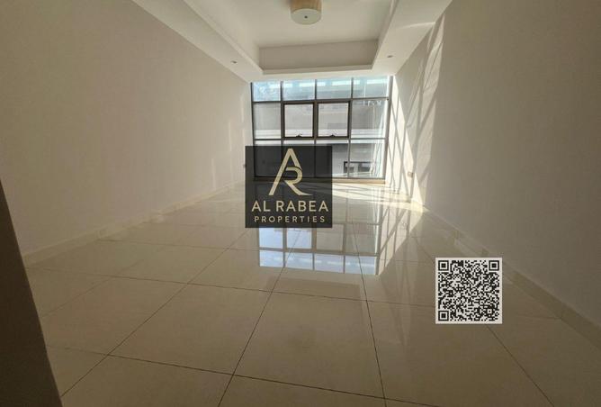 84482520 - Property Main Image