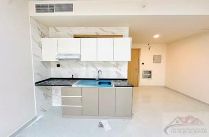 Apartment - Studio - 1 for rent in Muweileh Community - Muwaileh Commercial - Sharjah