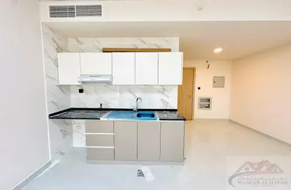 Apartment - 1 Bathroom for rent in Muweileh Community - Muwaileh Commercial - Sharjah