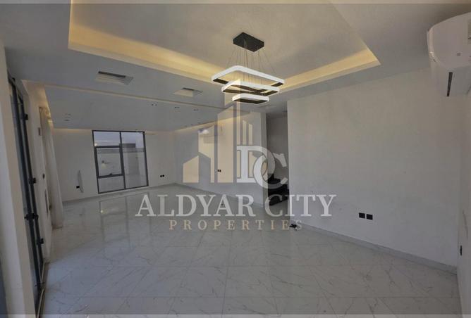 74624668 - Property Image 2