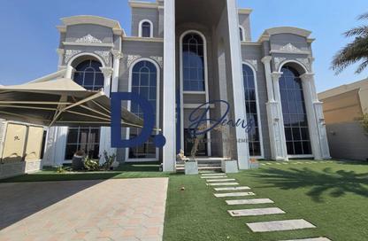Villa - 5 - 7+ for rent in Madinat Al Riyad - Abu Dhabi