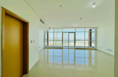 Apartment - 3 Bedrooms - 4 Bathrooms for rent in United Square - Al Khalidiya - Abu Dhabi