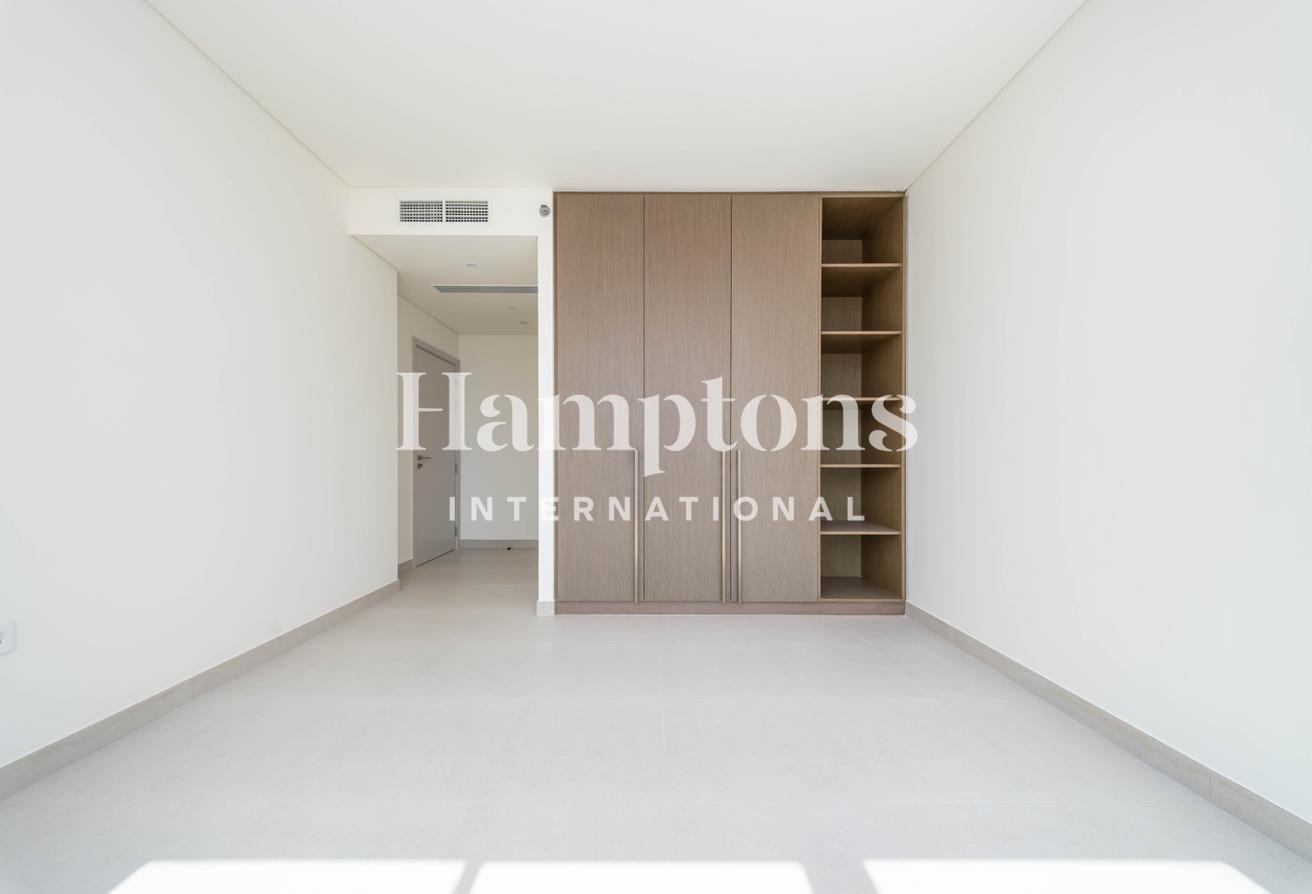 Brand New | Full Marina Views | Spacious Layout photo 11
