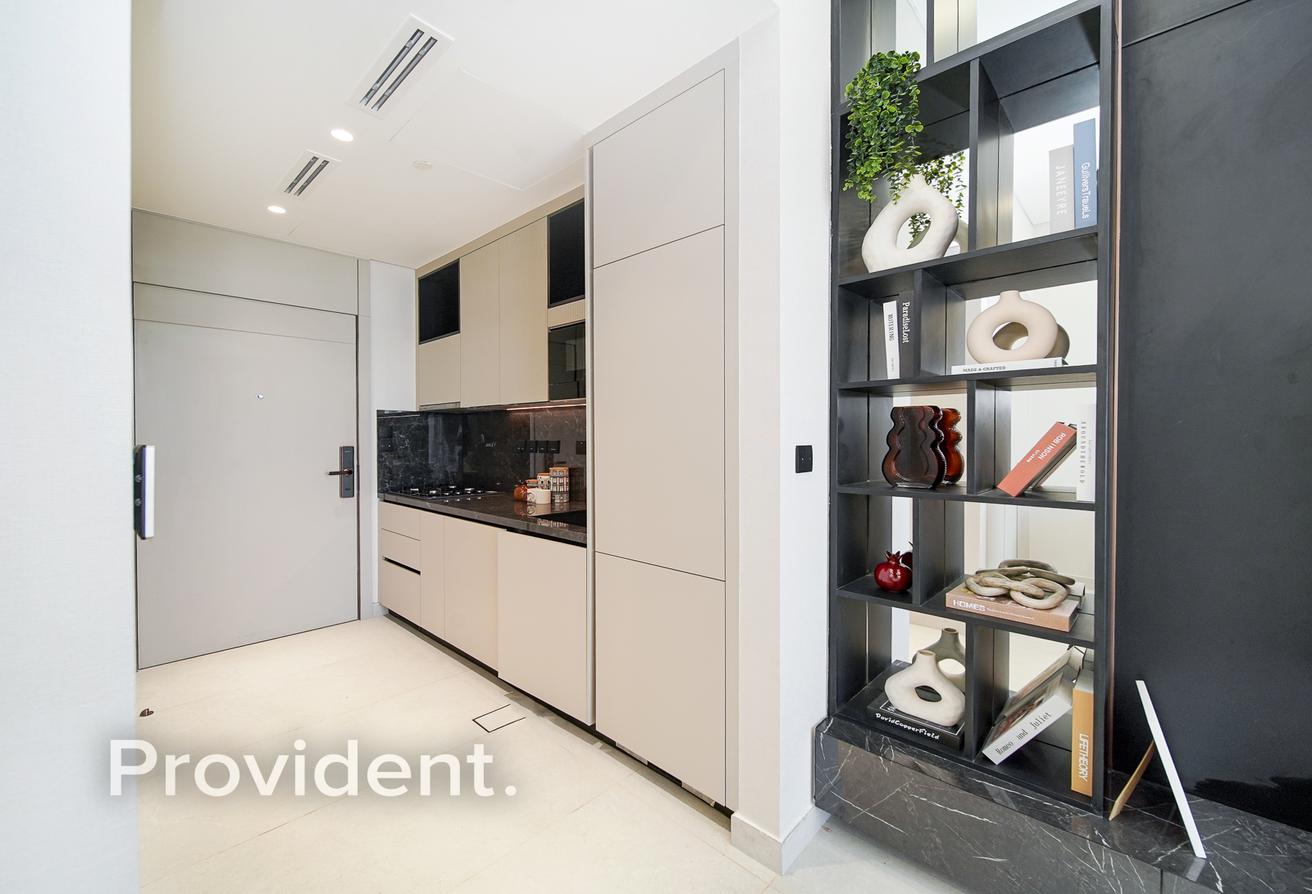 Brand New | Furnished | High floor photo 4