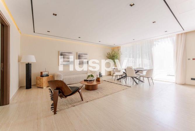 4-bed townhouse in Al Reem 1 · Upgraded — photo 3