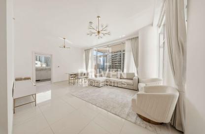 Apartment - 1 Bedroom - 2 Bathrooms for rent in Boulevard Crescent Tower 2 - BLVD Crescent - Downtown Dubai - Dubai